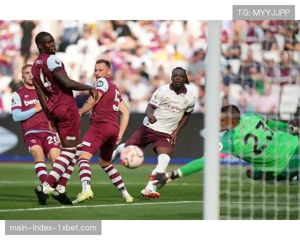 多库左路爆点作用凸显 场均3.3次关键传球创生涯新高